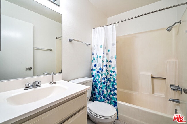 Building Photo - 3600 Bagley Ave