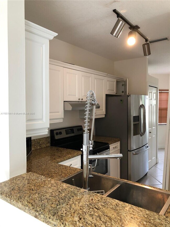 Building Photo - 16145 Emerald Cove Rd
