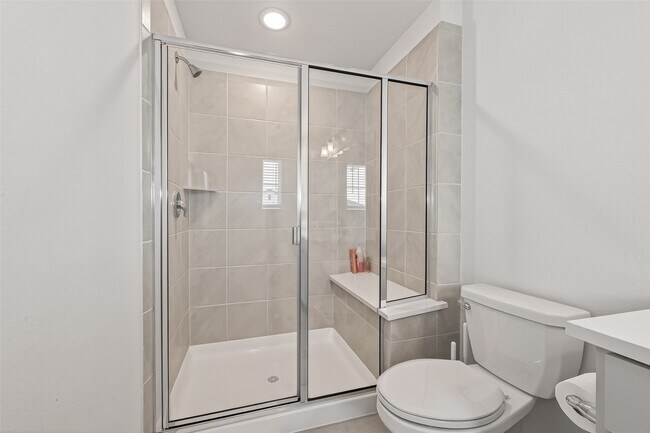 Building Photo - 27926 Western Crk Ct