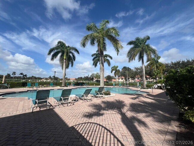 Building Photo - 6760 Heritage Grande