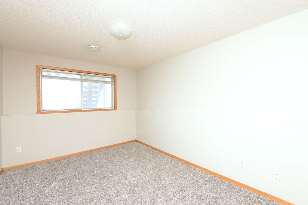 Building Photo - 5124 48th Ave S