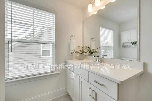 Building Photo - 13702 Tranquil Day Dr