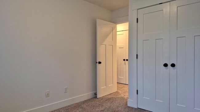 Building Photo - Beautiful Home in Champion Village, Sandy, OR!