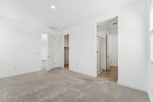 Building Photo - 8344 N 170th Ln