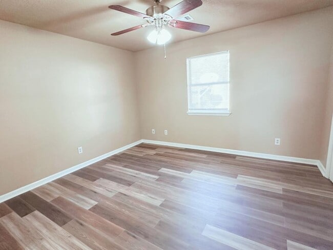 Building Photo - 115 Goodner Ln