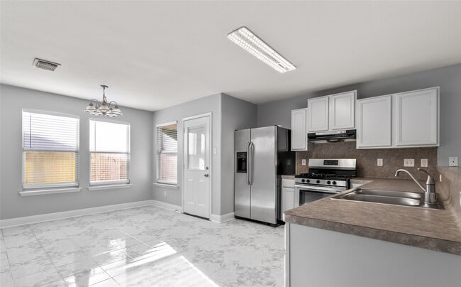 Building Photo - 11838 Sardis Lake Dr