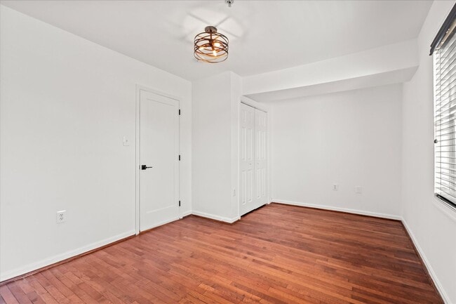 Building Photo - Stylish Trinidad 2BR/2BA Condo with Contemporary Upgrades and Skylights