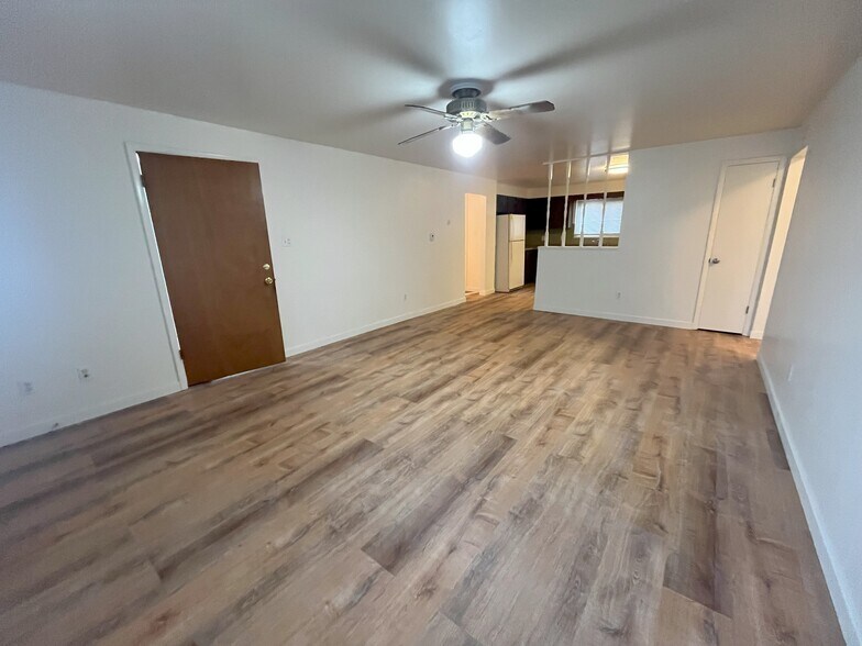 Building Photo - 619 Jessup St