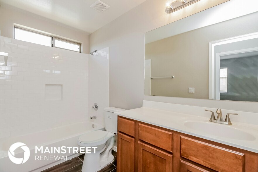 Building Photo - 9413 W Payson Rd