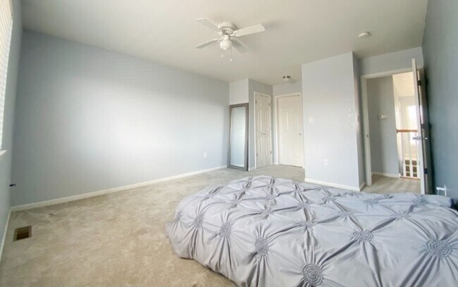 Building Photo - Italian Estates Property Management