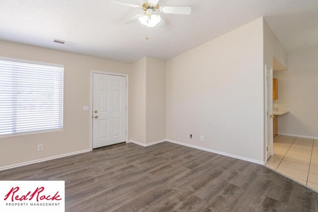 Building Photo - Charming 3 Bed, 2 Bath Home in the Heart of St. George!