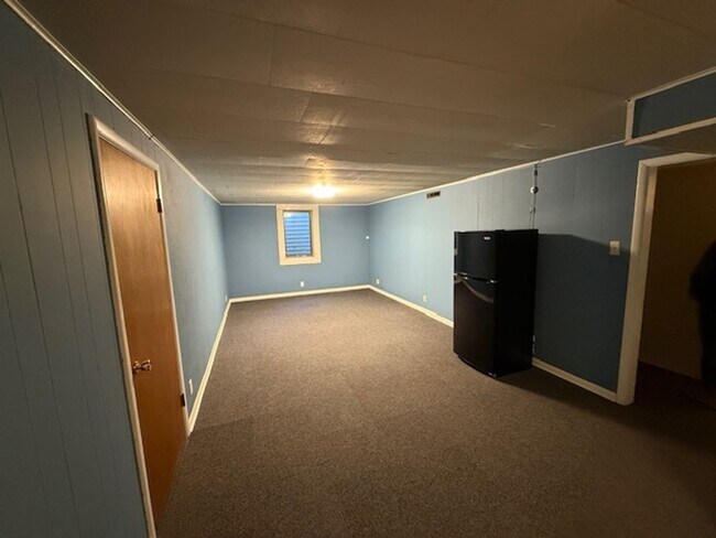 Building Photo - Close to CSU!