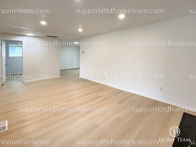 Building Photo - "Charming 4-Bed Retreat in Covington with Elegant Granite Touches!"