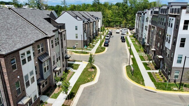 Building Photo - 13744 Cobble Lp