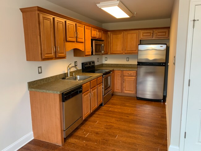 Building Photo - 1244 Kings Hwy