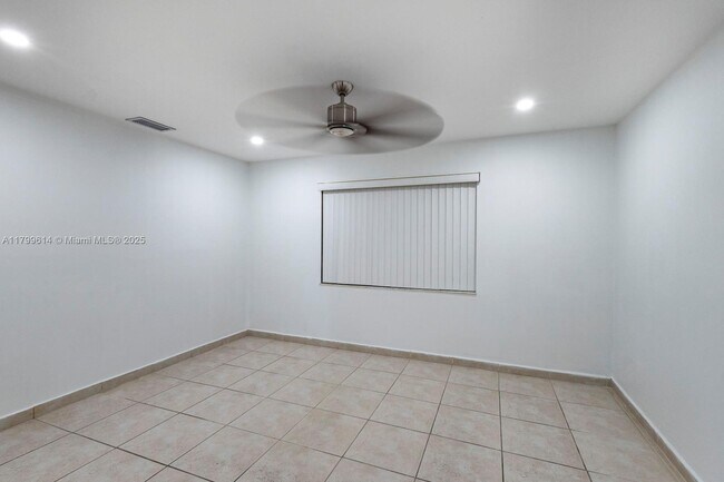 Building Photo - 14343 SW 45th Terrace
