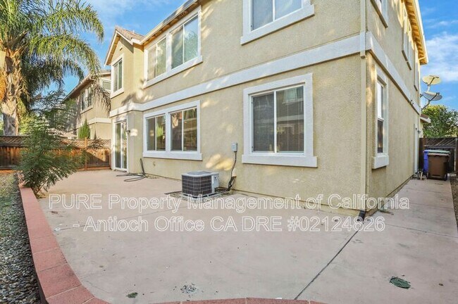 Building Photo - 2446 Mojave Dr