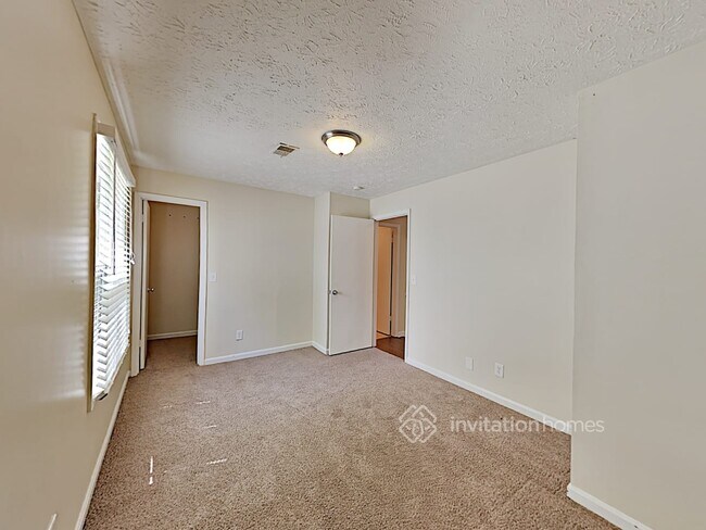 Building Photo - 152 Apple Valley Dr