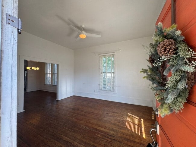 Building Photo - Fully Restored 2BR Classic Near Downtown Dignowity Hill