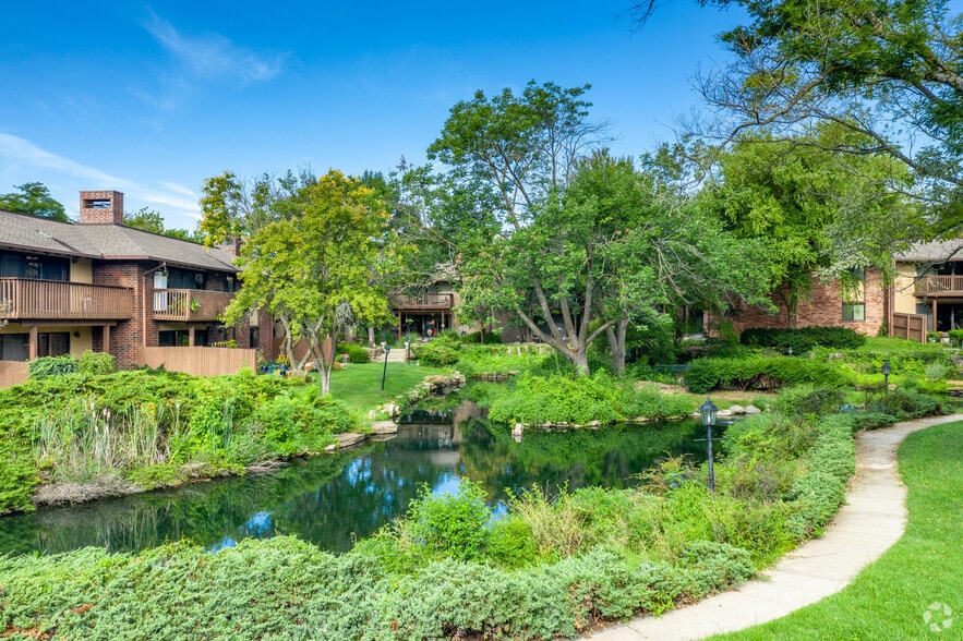 Building Photo - Villa Medici Apartments