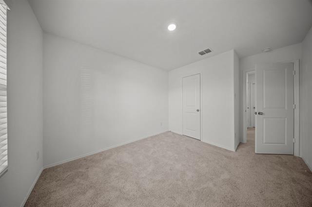 Building Photo - 2402 Mobile St