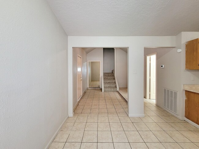 Building Photo - 17423 Ranch Country Rd