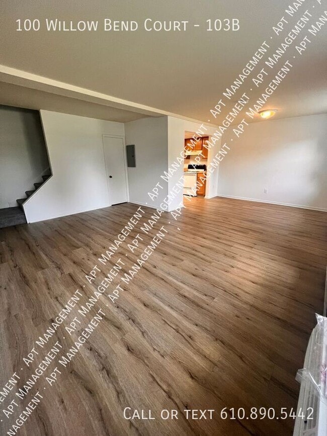 Building Photo - 100 Willow Bnd Ct