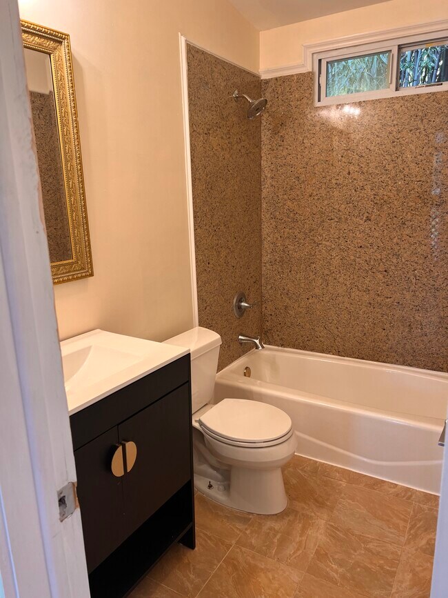 Building Photo - 1045 Utterback Store Rd