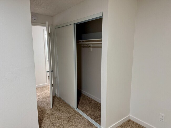 Building Photo - Multnomah Village in the Heart of-Brand new remodel