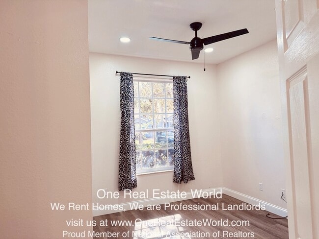 Building Photo - 13507 Summerton Dr