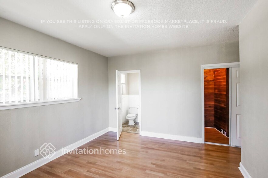 Building Photo - 761 W Dayton Cir