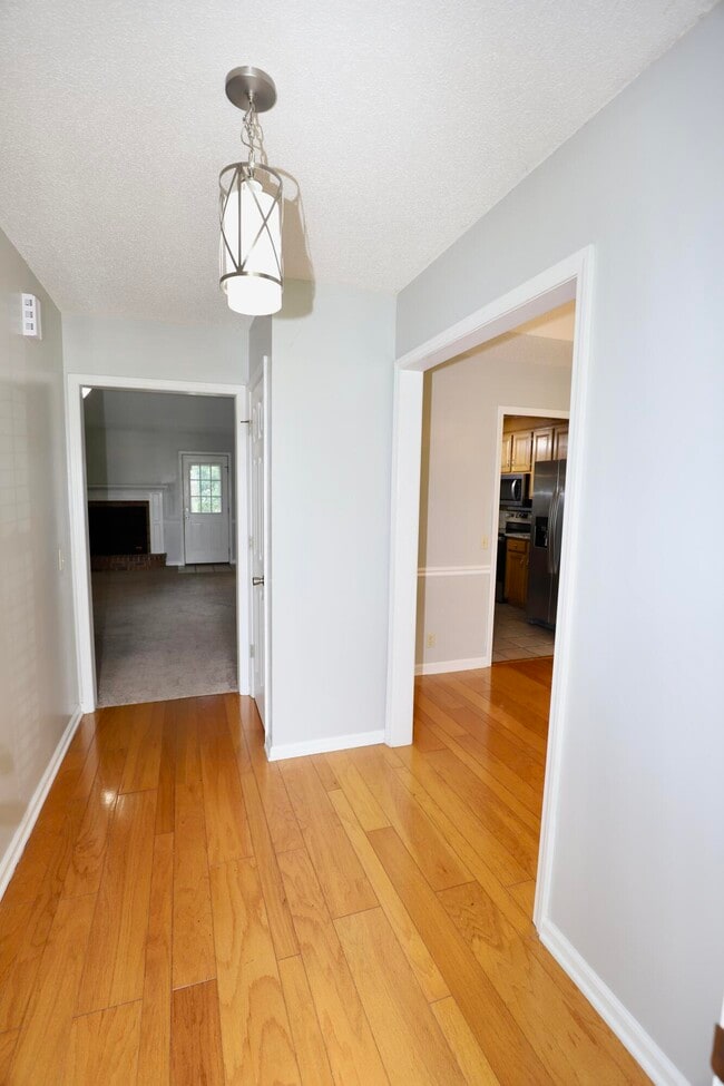 Building Photo - 1450 Morris Way Dr