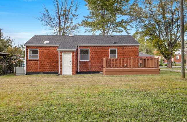 Building Photo - 168 Dorris Ave