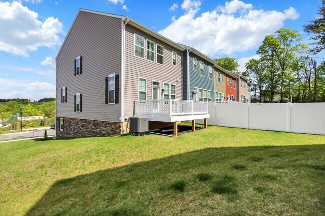Building Photo - 11301 Carobel Ct