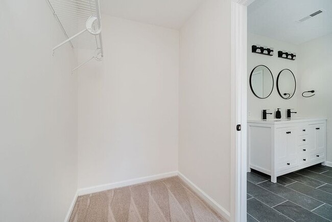 Building Photo - Beautifully Updated Carmel Ranch in Haverstick – Walk to Prairie Trace!