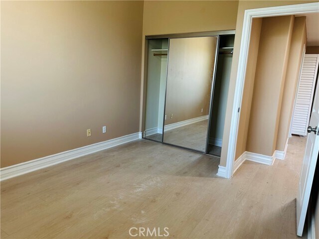 Building Photo - 5555 Carpenter Ave
