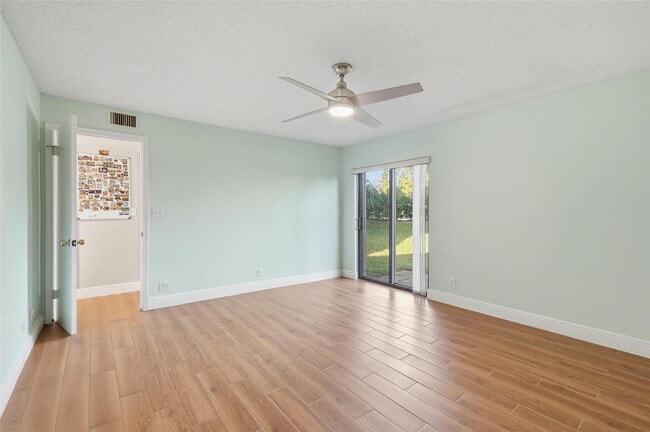 Building Photo - 8412 Shadow Ct