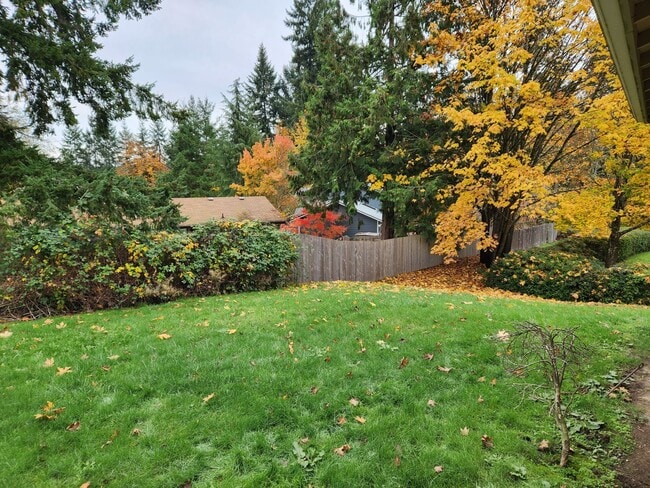 Building Photo - 3 Bedroom Rambler