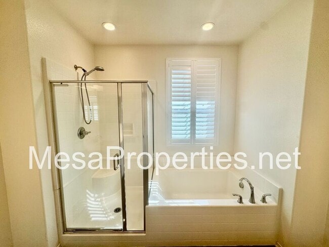 Building Photo - 3230 E Yountville Dr