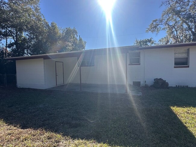 Building Photo - Welcome Home, Cozy House For Rent, JAX Heights