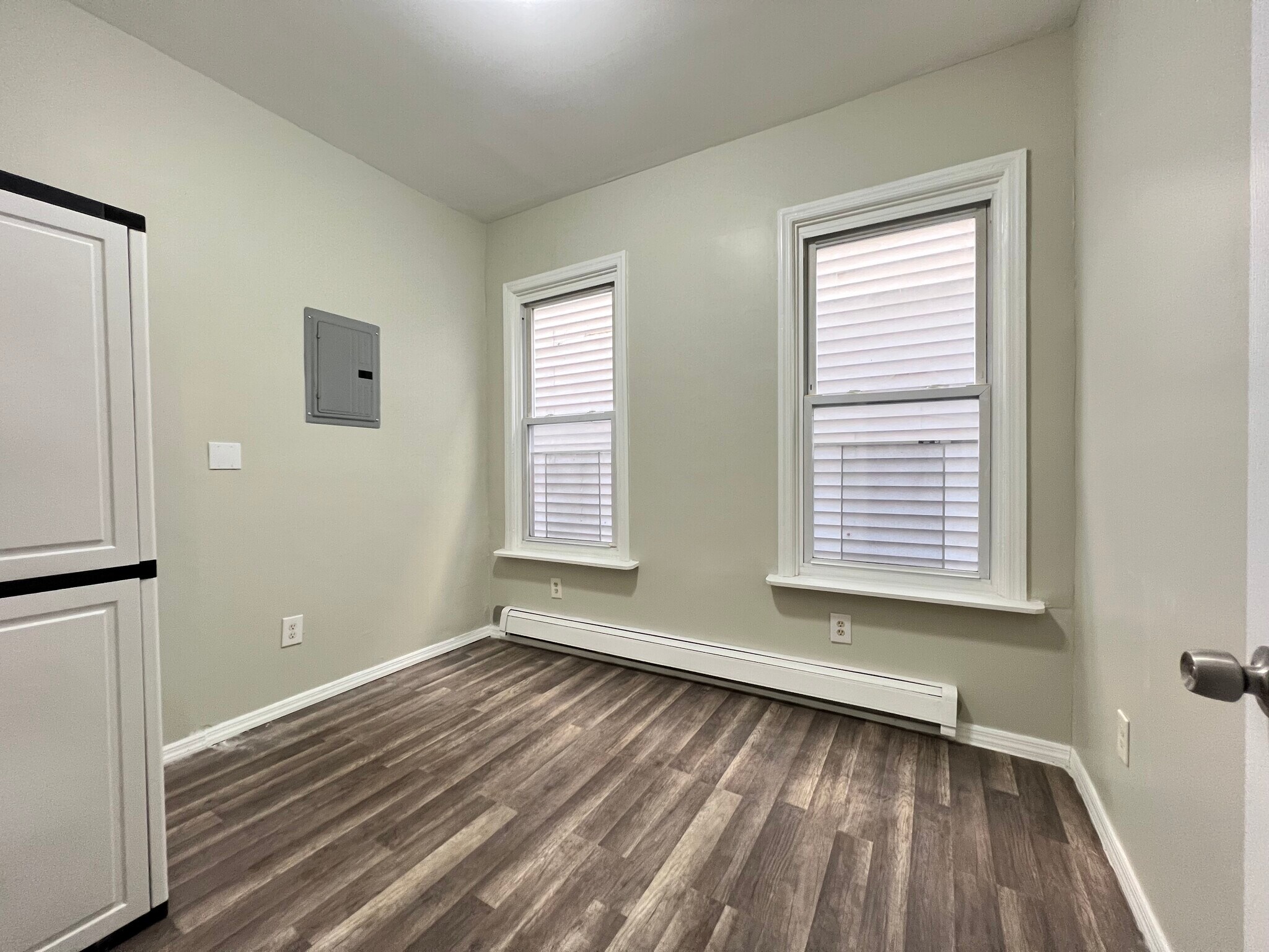 Unit 1L - 666 Grove St