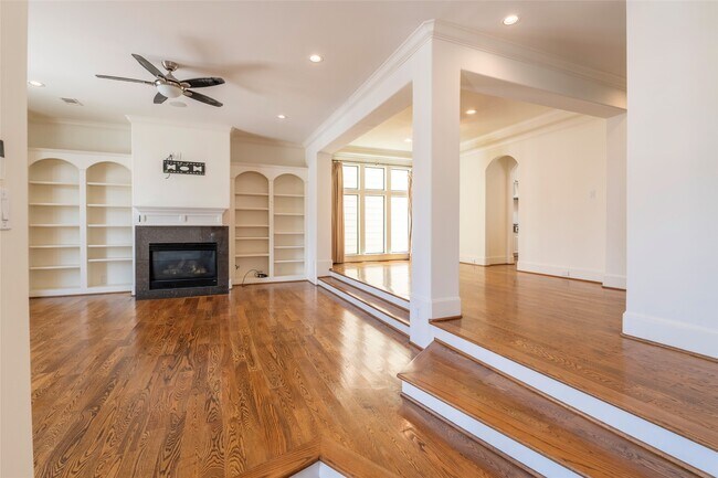 Building Photo - 4233 Childress St