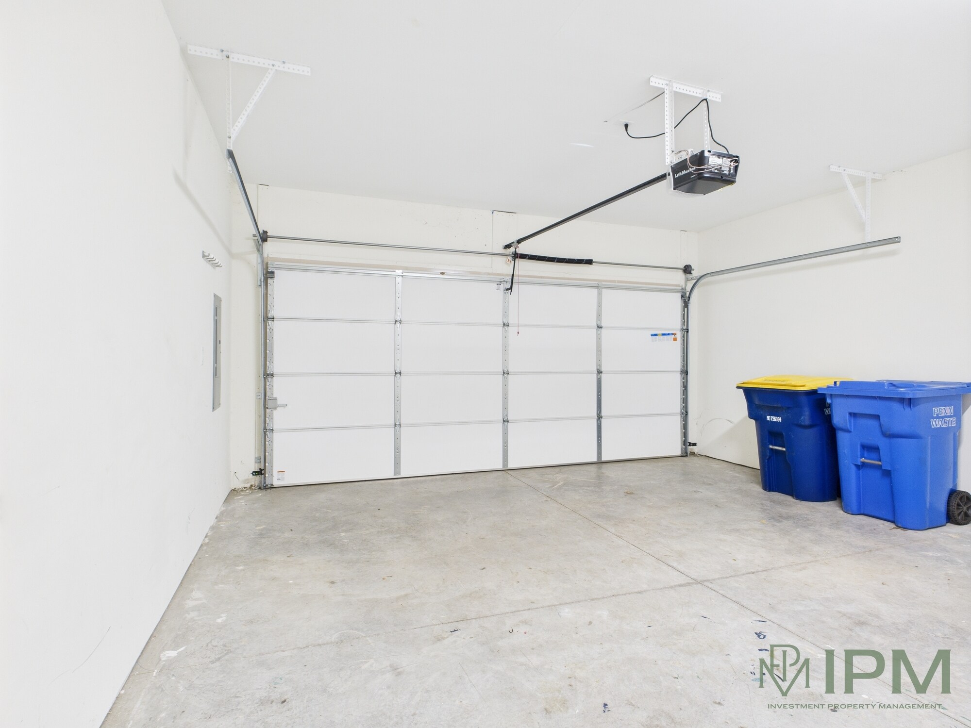 Building Photo - 2585 Emma Ln