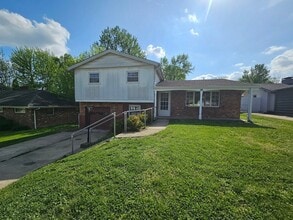 Building Photo - 677 Peach Tree Ln