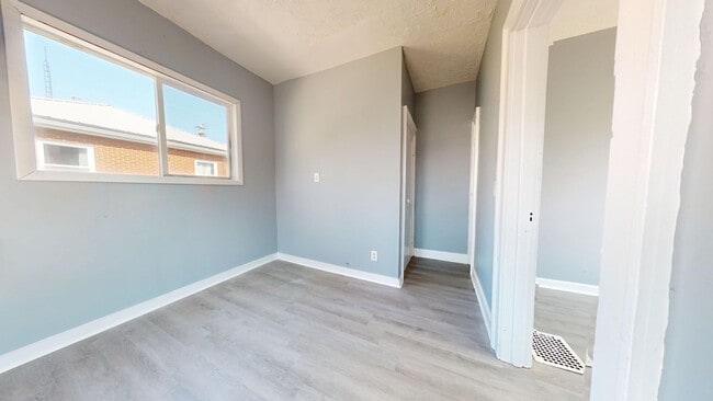 Building Photo - Coming Soon-2 bedroom, near park, Mansfield Schools