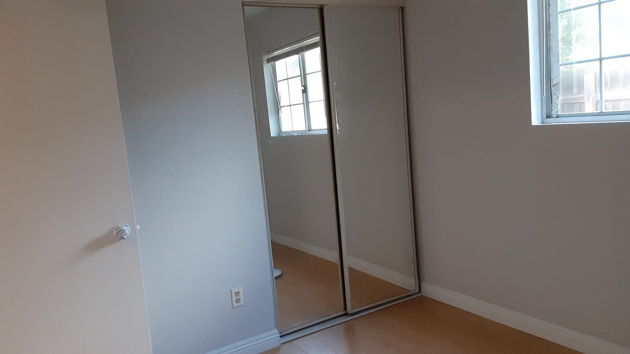 Building Photo - 15157 Jenell St