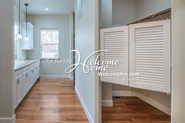 Building Photo - 1879 Rolling Brook Ct