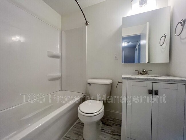 Building Photo - 1443-1467 Catherine St