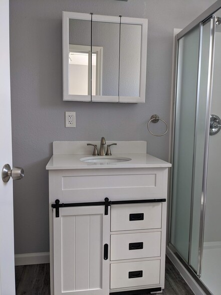 Building Photo - 22265 Pearce St