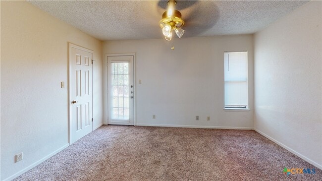 Building Photo - 1705 Leader Dr